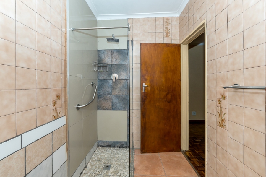 To Let 3 Bedroom Property for Rent in Rondebosch East Western Cape